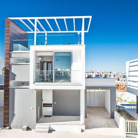Villa Olive 25 *